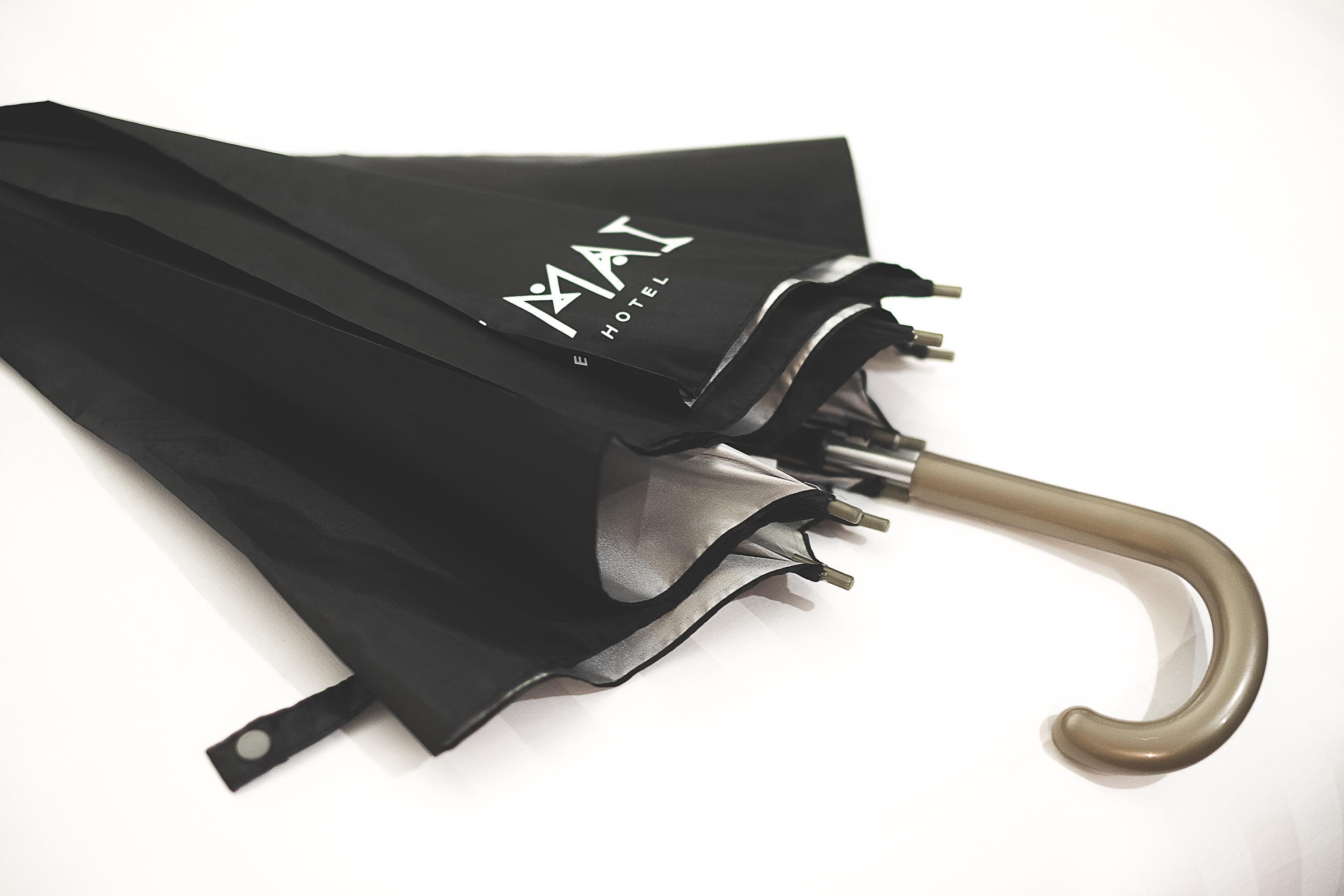 아트 마이 갤러리 님만 호텔 치앙마이  외부 사진 A hotel umbrella