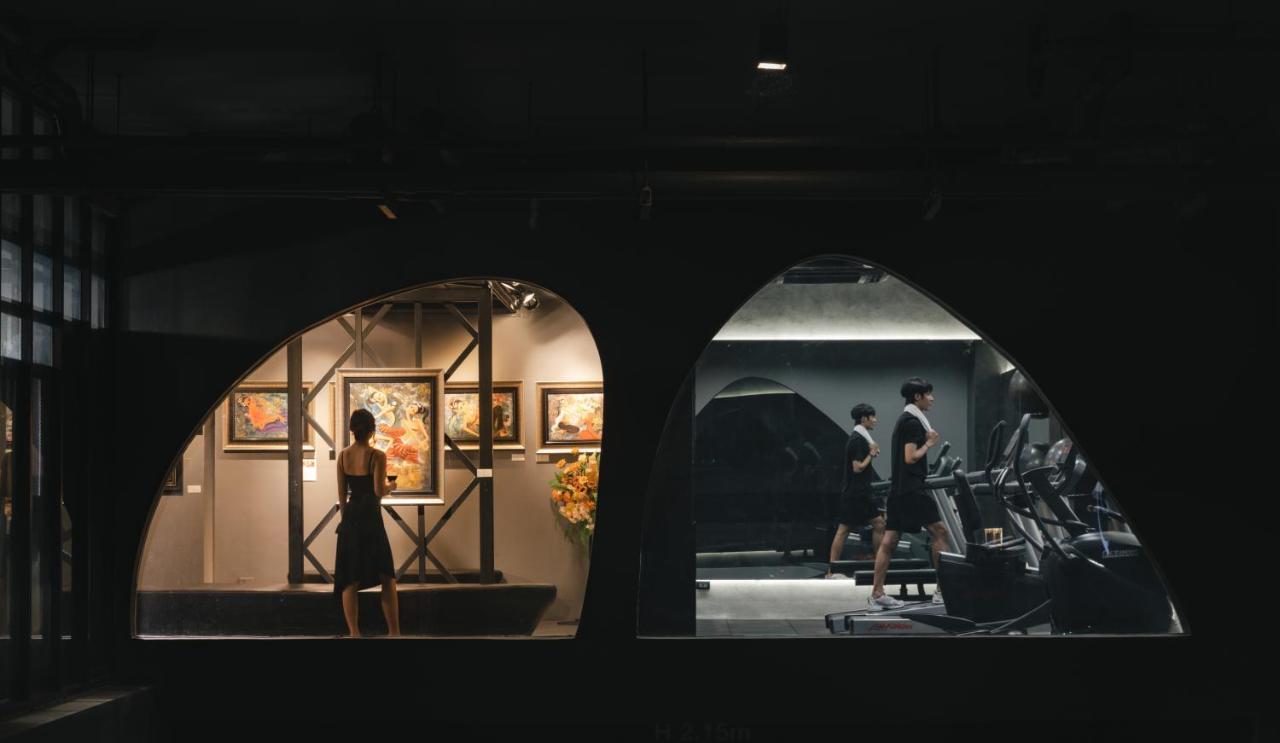 아트 마이 갤러리 님만 호텔 치앙마이  외부 사진 The interior of the station