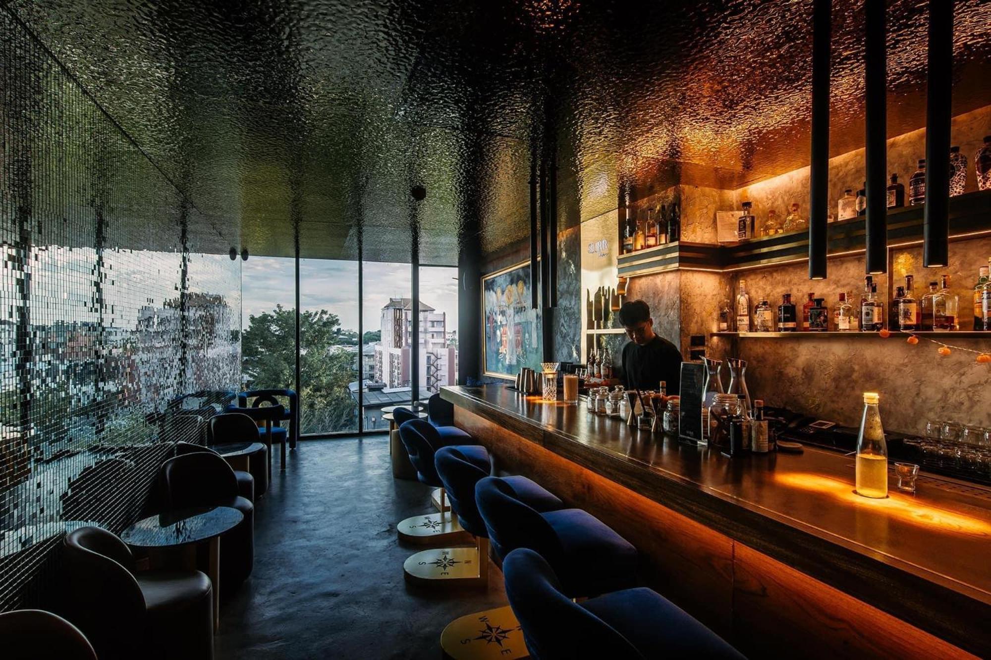 아트 마이 갤러리 님만 호텔 치앙마이  외부 사진 The bar at the 10th floor